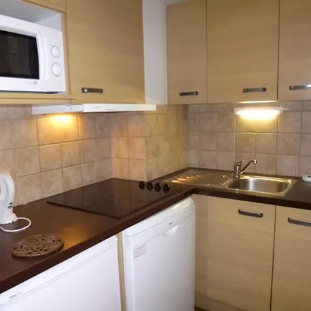 2* Avec 4 Couchages, Balcon, Wifi Et Parking Inclus à - Fr-1-512-152 Brides-les-Bains